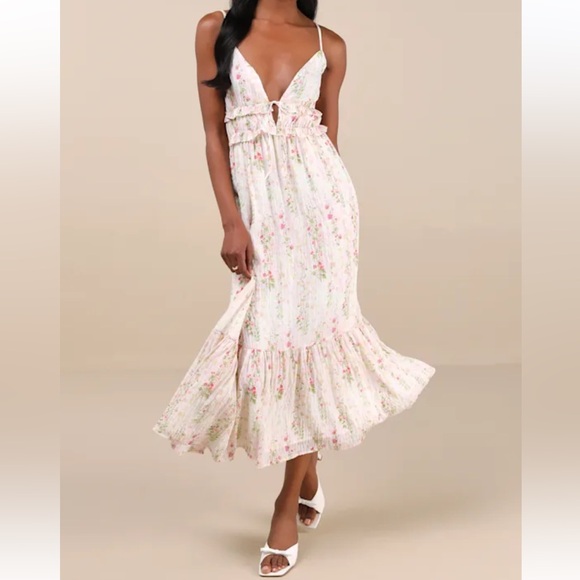 Lulus Dresses & Skirts - Lulus Sandi Ivory Multi Floral Tie-Front Midi Dress New with tags size Medium